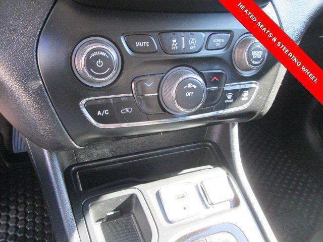 used 2020 Jeep Cherokee car, priced at $16,984