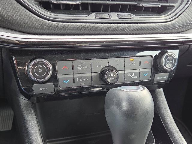 used 2022 Jeep Compass car, priced at $25,117