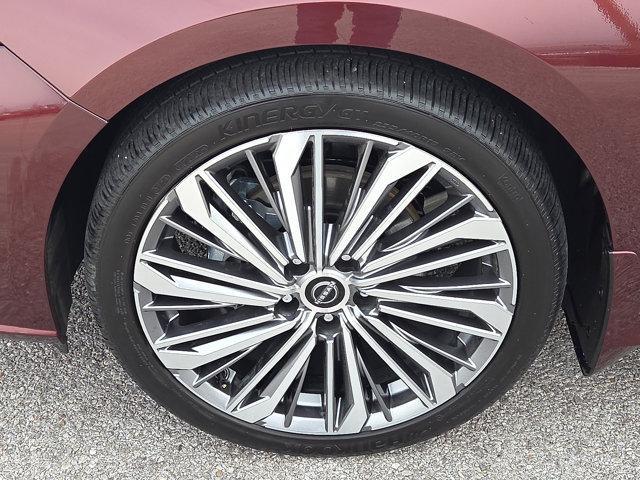 used 2025 Nissan Altima car, priced at $30,119