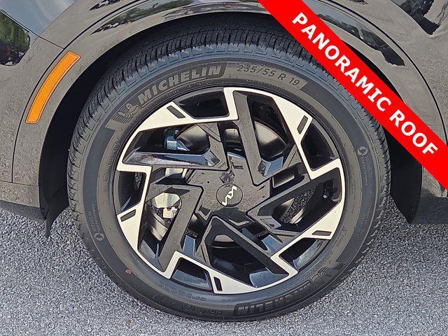 used 2025 Kia Sportage car, priced at $33,988