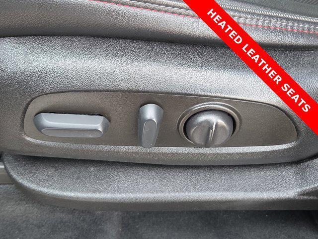 used 2023 Chevrolet Traverse car, priced at $33,084