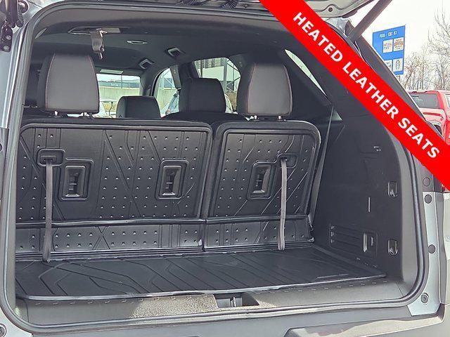 used 2023 Chevrolet Traverse car, priced at $33,084