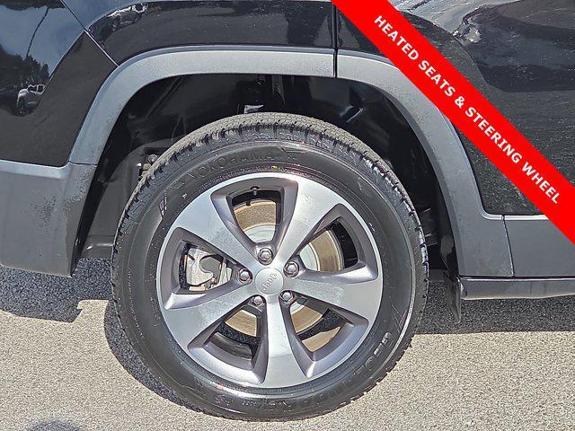 used 2021 Jeep Cherokee car, priced at $22,119