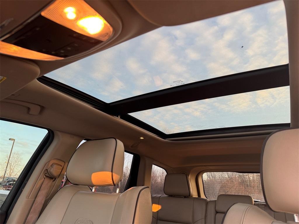 used 2017 Jeep Grand Cherokee car, priced at $15,431