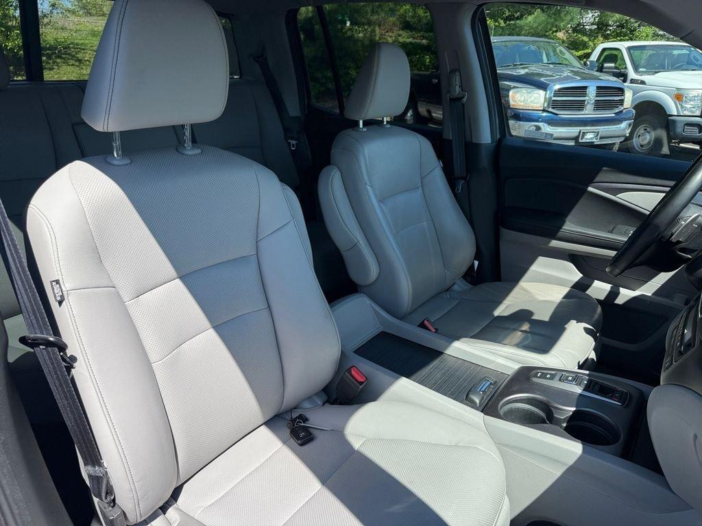 used 2023 Honda Ridgeline car, priced at $29,641