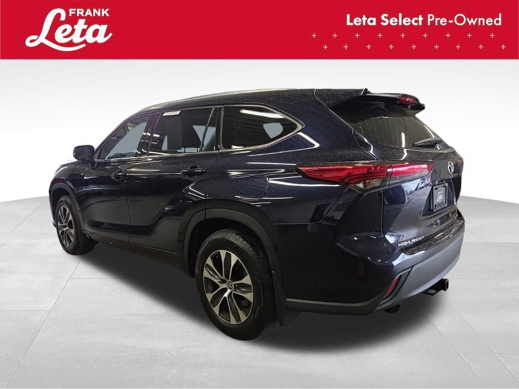 used 2020 Toyota Highlander car, priced at $32,500
