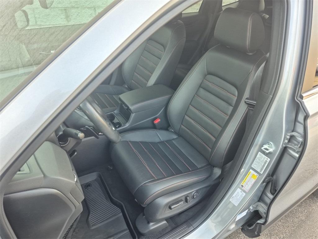 used 2025 Honda CR-V Hybrid car, priced at $35,550