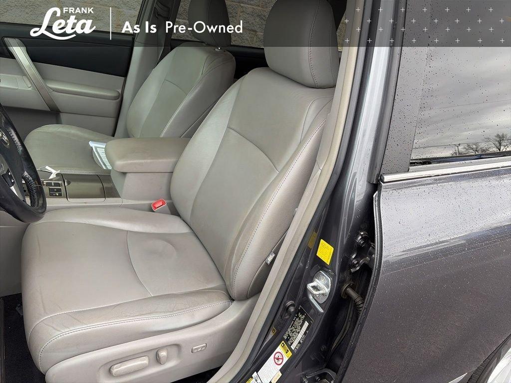 used 2011 Toyota Highlander car, priced at $12,997