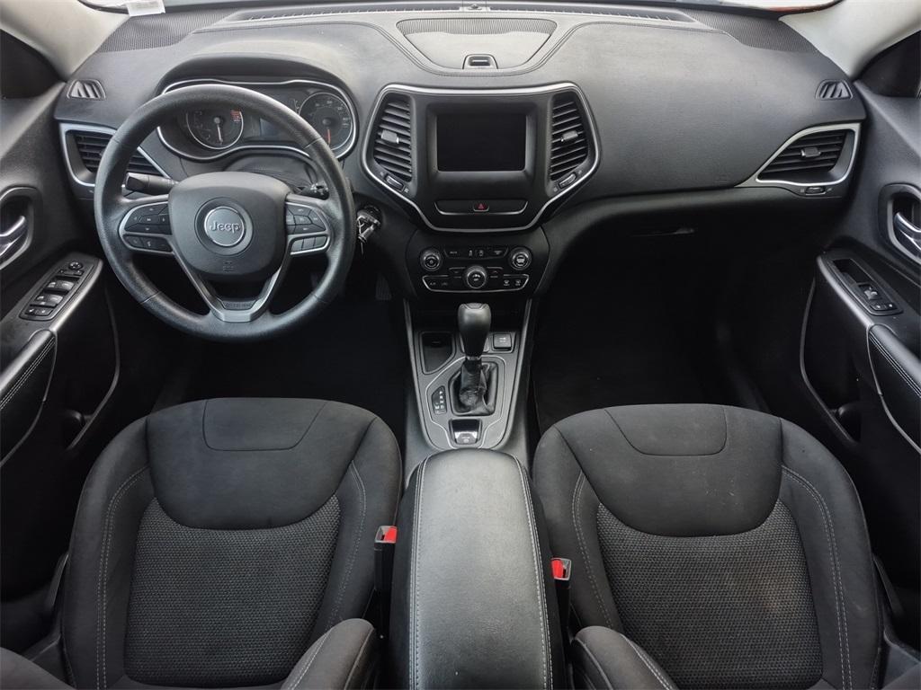 used 2019 Jeep Cherokee car, priced at $12,875