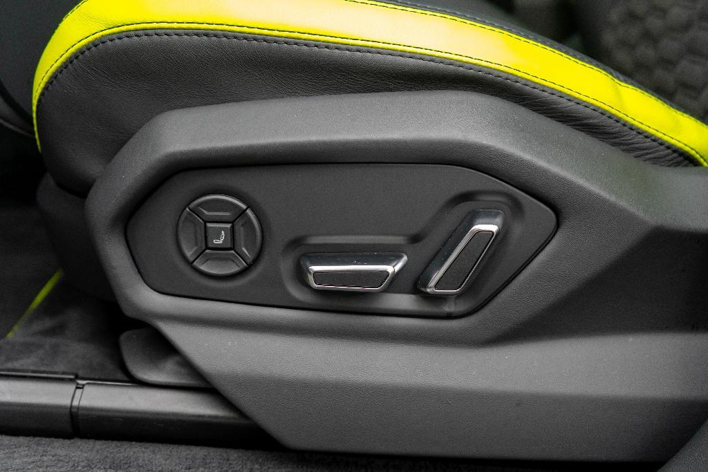 used 2021 Lamborghini Urus car, priced at $240,150