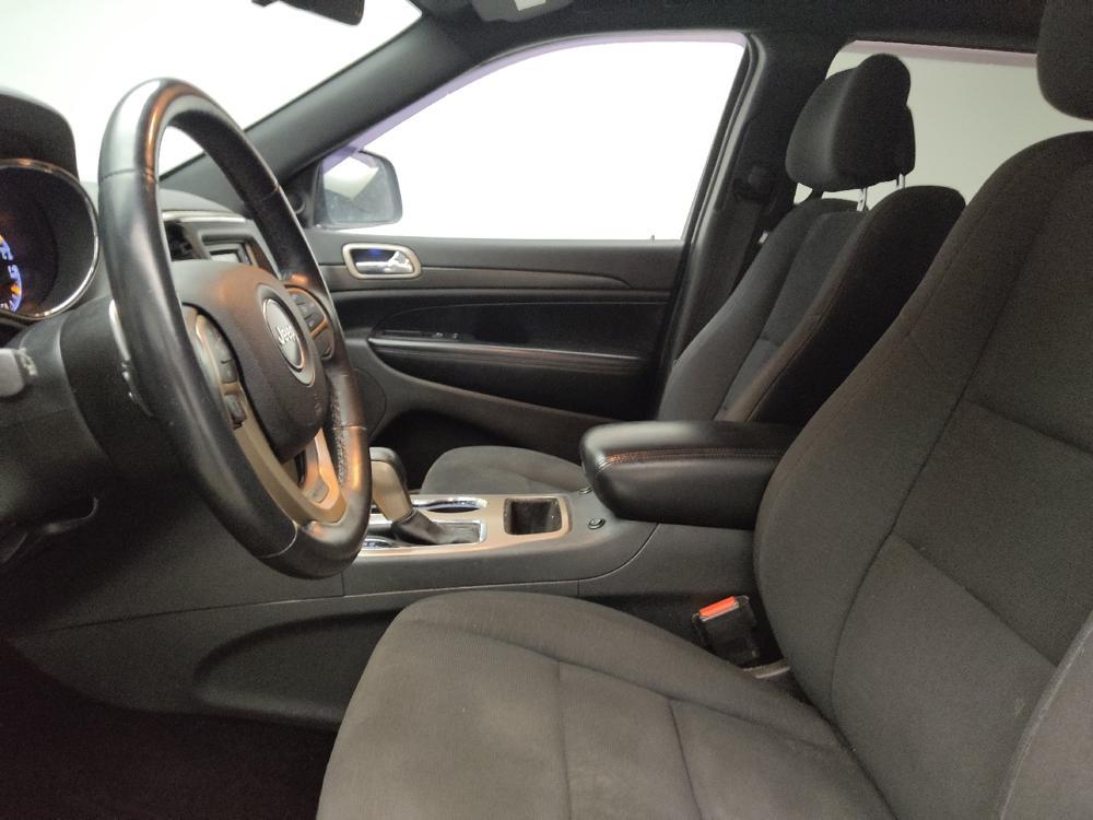 used 2016 Jeep Grand Cherokee car, priced at $15,695