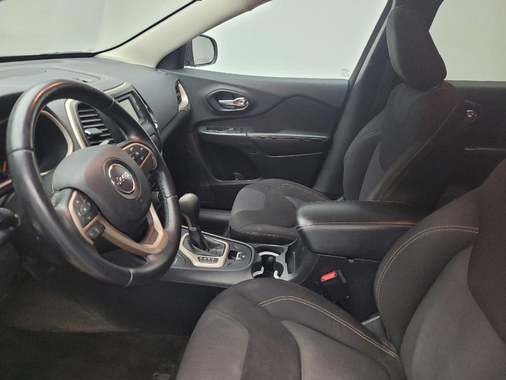 used 2015 Jeep Cherokee car, priced at $14,295