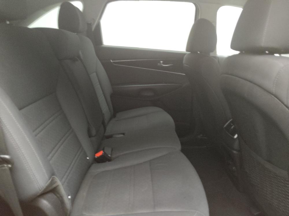 used 2019 Kia Sorento car, priced at $17,095