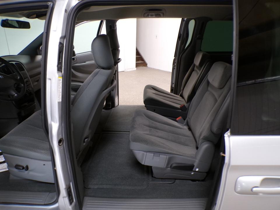 used 2005 Dodge Grand Caravan car, priced at $7,995