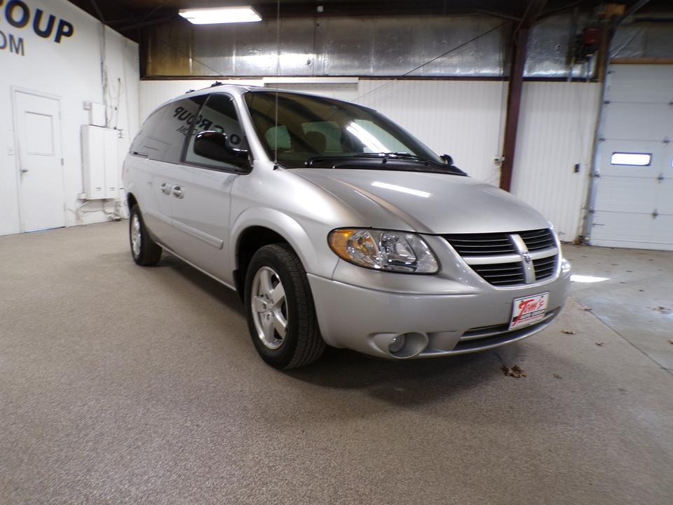 used 2005 Dodge Grand Caravan car, priced at $7,995