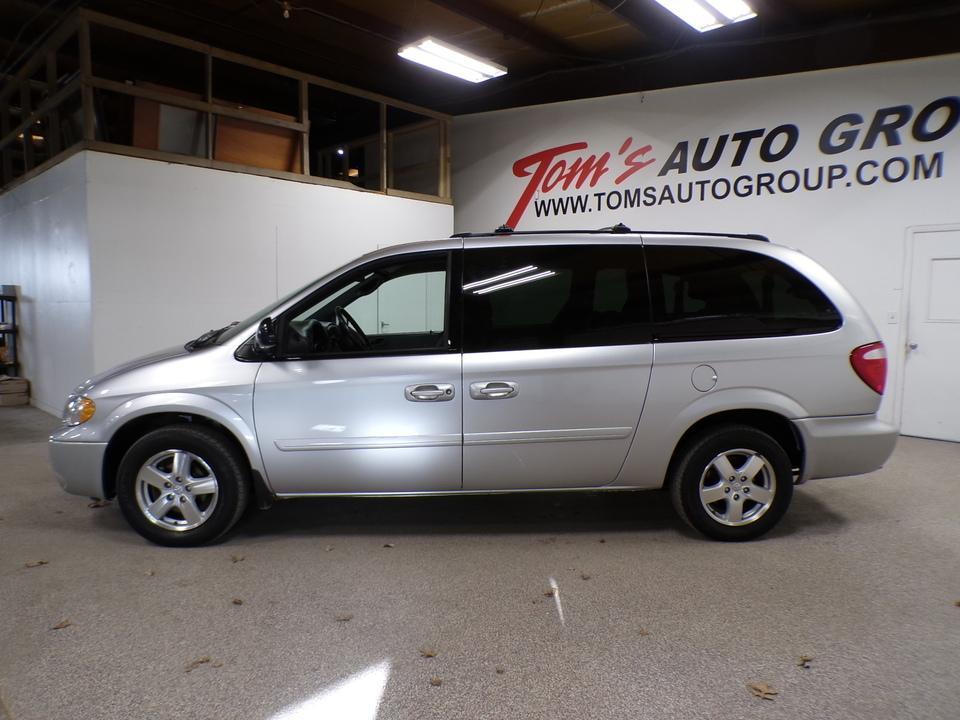 used 2005 Dodge Grand Caravan car, priced at $7,995