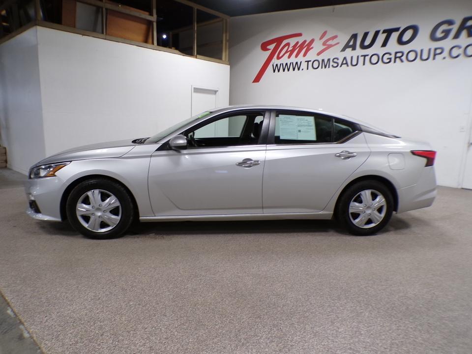 used 2020 Nissan Altima car, priced at $8,995