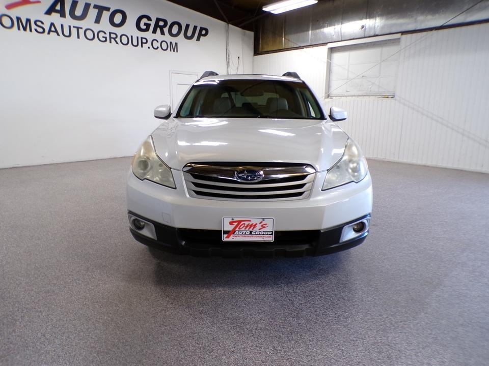 used 2010 Subaru Outback car, priced at $7,995