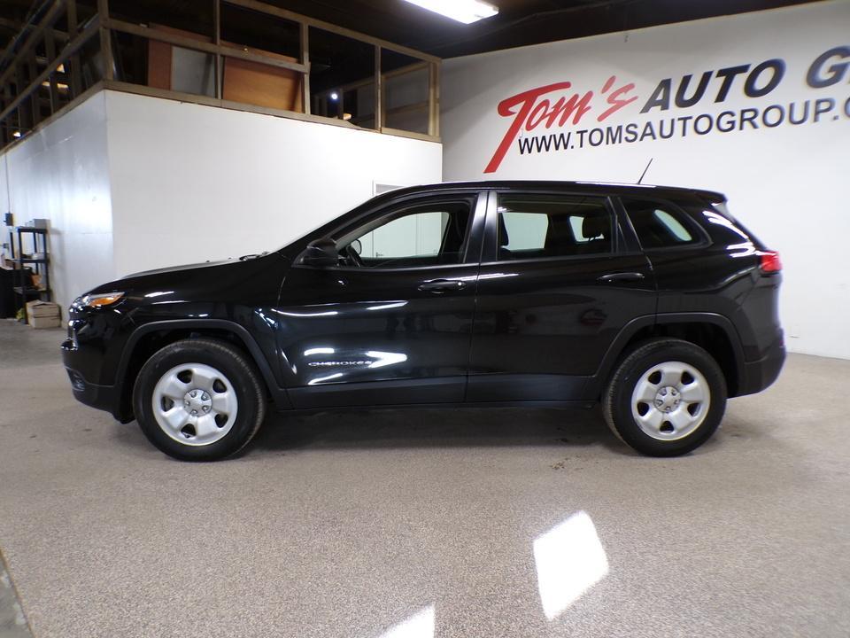 used 2014 Jeep Cherokee car, priced at $6,495