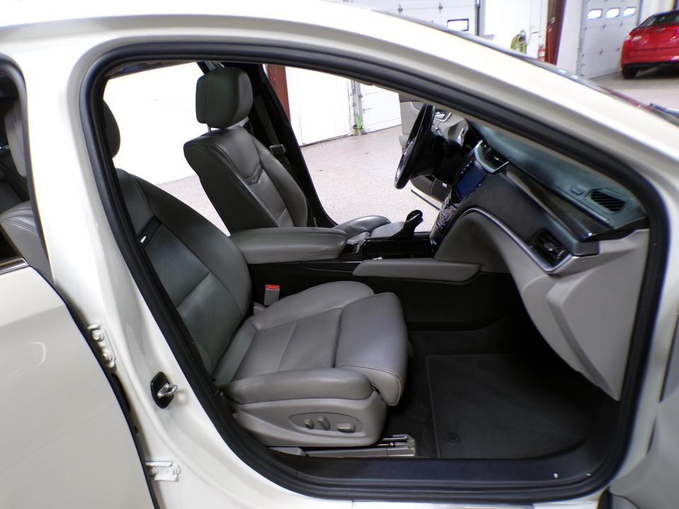 used 2013 Cadillac XTS car, priced at $7,995