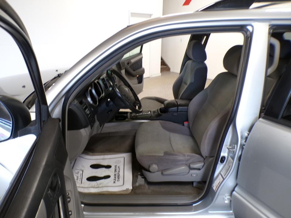 used 2005 Toyota 4Runner car, priced at $8,995