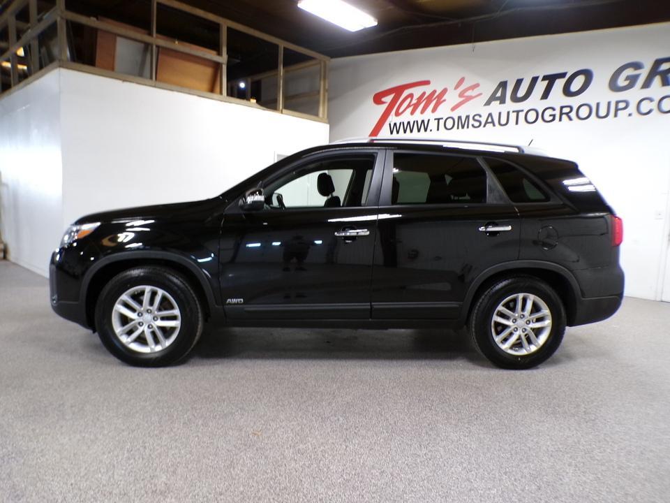 used 2015 Kia Sorento car, priced at $7,995