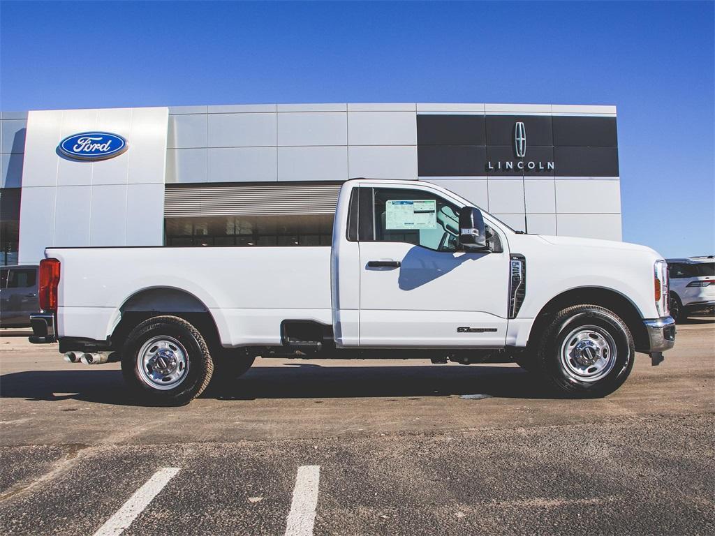 new 2025 Ford F-250 car, priced at $48,821