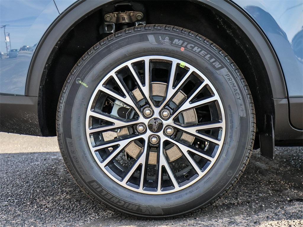 new 2026 Ford Escape car, priced at $32,006