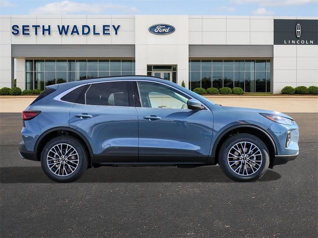 new 2026 Ford Escape car, priced at $32,006