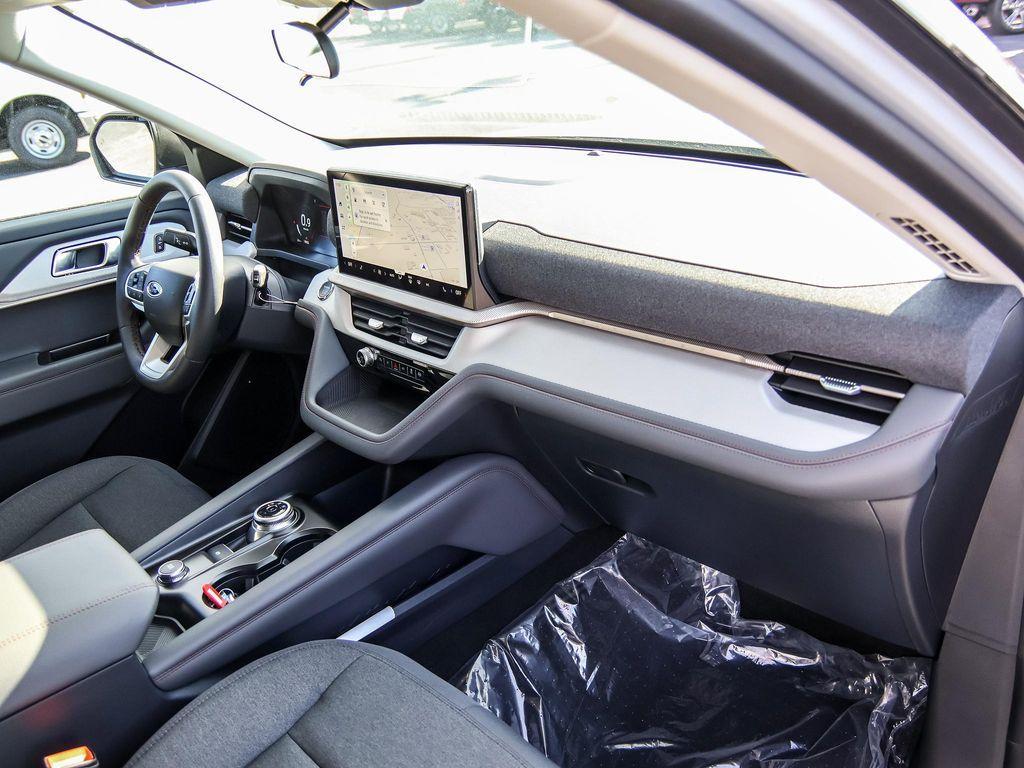 new 2026 Ford Explorer car, priced at $36,676