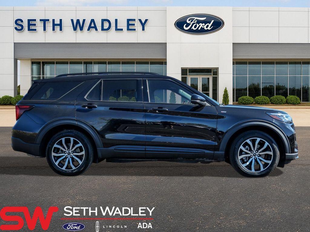 used 2025 Ford Explorer car, priced at $37,688
