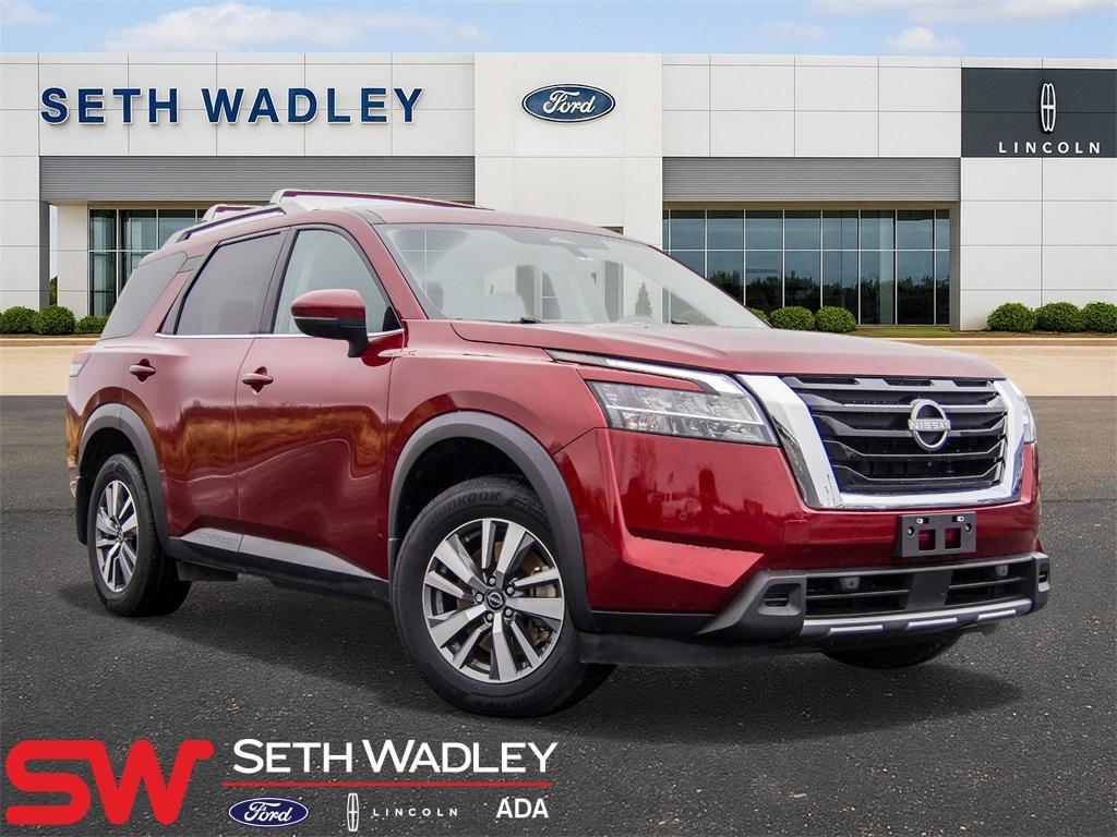 used 2023 Nissan Pathfinder car, priced at $28,895