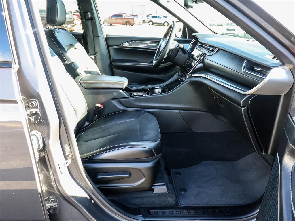 used 2021 Jeep Grand Cherokee L car, priced at $25,150