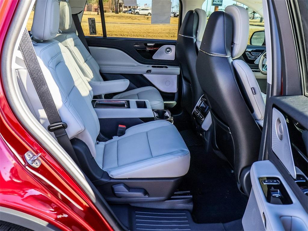 new 2026 Lincoln Aviator car, priced at $77,650