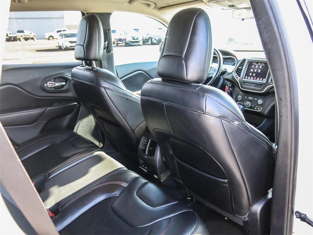 used 2020 Jeep Cherokee car, priced at $16,950