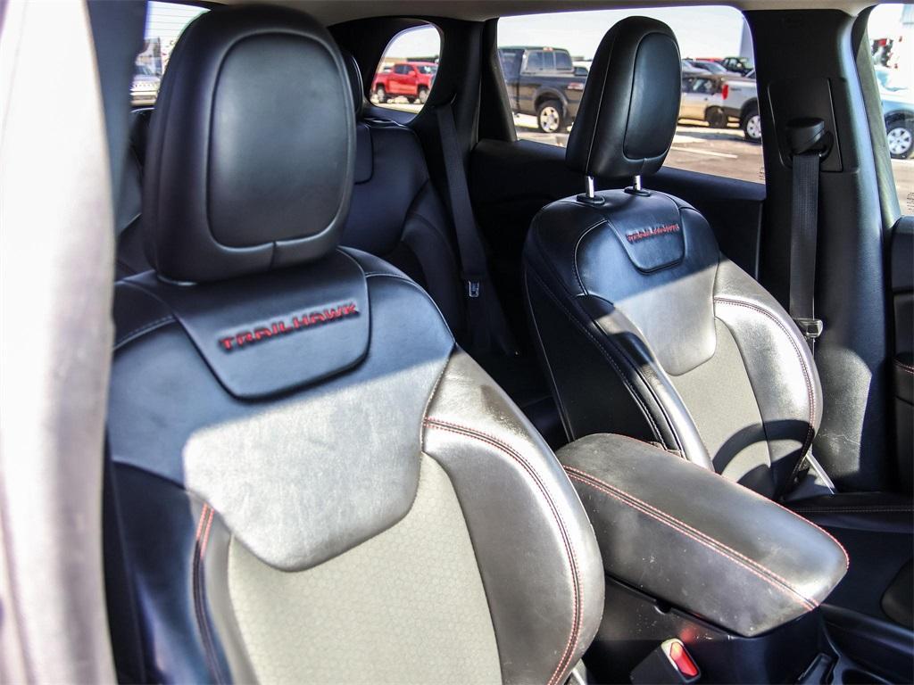 used 2020 Jeep Cherokee car, priced at $16,950