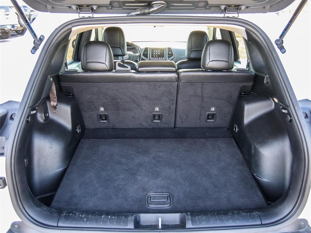 used 2020 Jeep Cherokee car, priced at $16,950