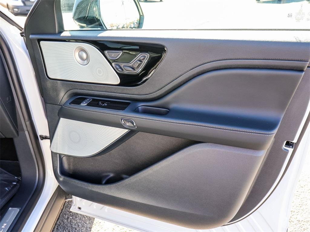 new 2026 Lincoln Aviator car, priced at $78,350