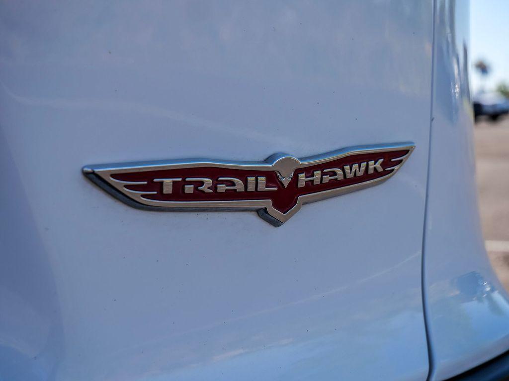 used 2019 Jeep Cherokee car, priced at $15,398