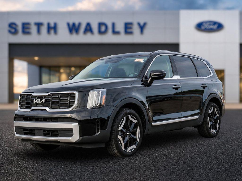used 2025 Kia Telluride car, priced at $35,385