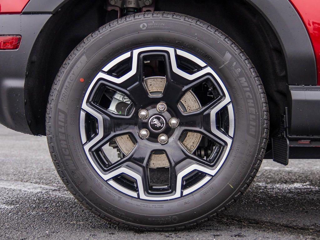 new 2025 Ford Bronco Sport car, priced at $35,660