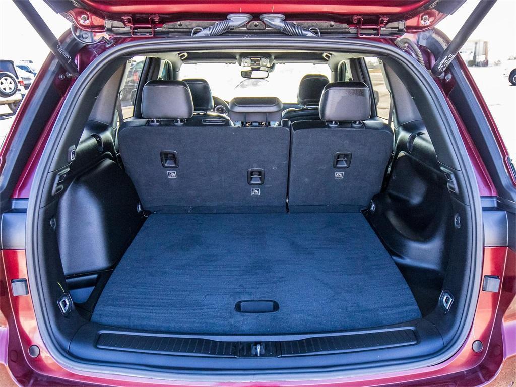 used 2024 Jeep Grand Cherokee car, priced at $32,800