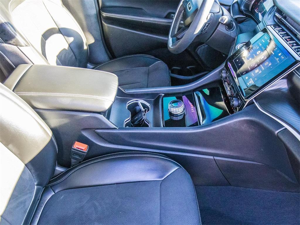 used 2024 Jeep Grand Cherokee car, priced at $32,800