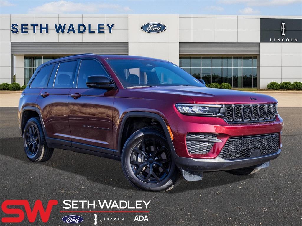 used 2024 Jeep Grand Cherokee car, priced at $32,800