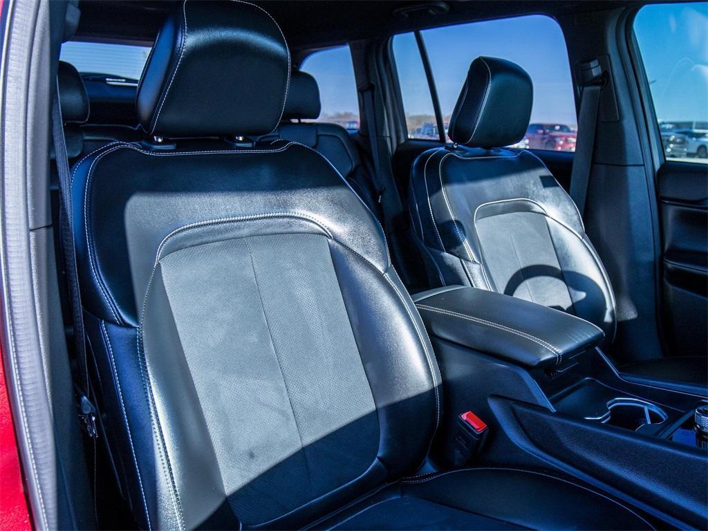 used 2024 Jeep Grand Cherokee car, priced at $32,800