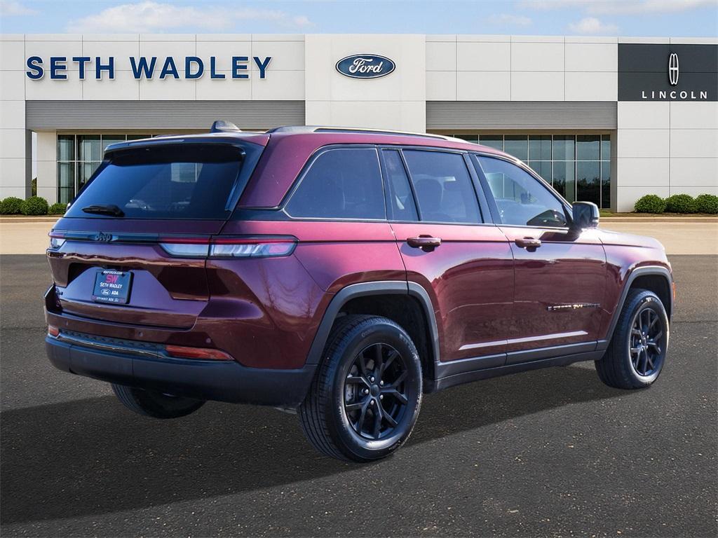 used 2024 Jeep Grand Cherokee car, priced at $32,800