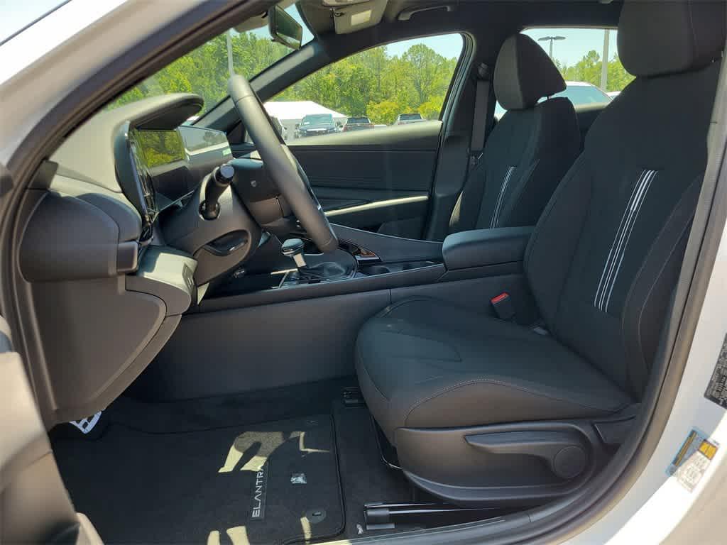 new 2025 Hyundai ELANTRA HEV car, priced at $29,560