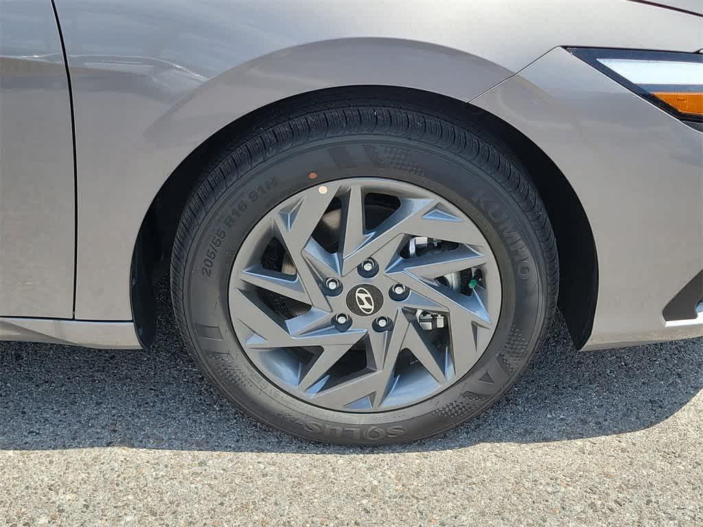 new 2025 Hyundai ELANTRA HEV car, priced at $27,230