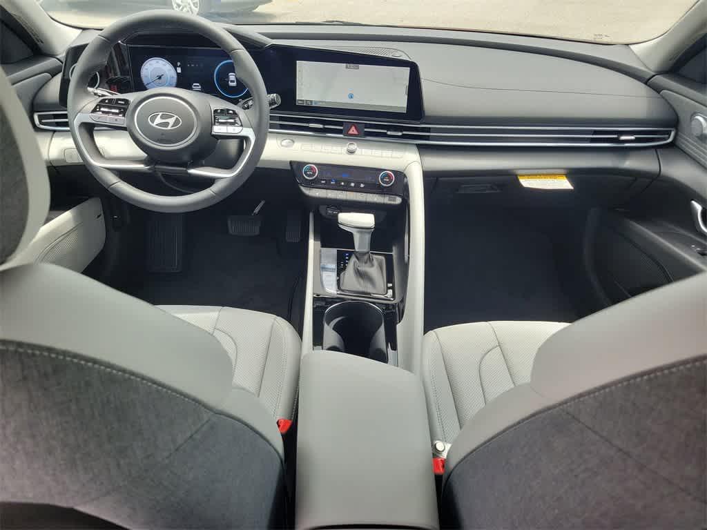 new 2025 Hyundai Elantra car, priced at $29,060