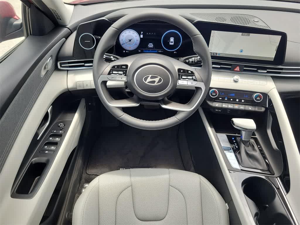 new 2025 Hyundai Elantra car, priced at $29,060